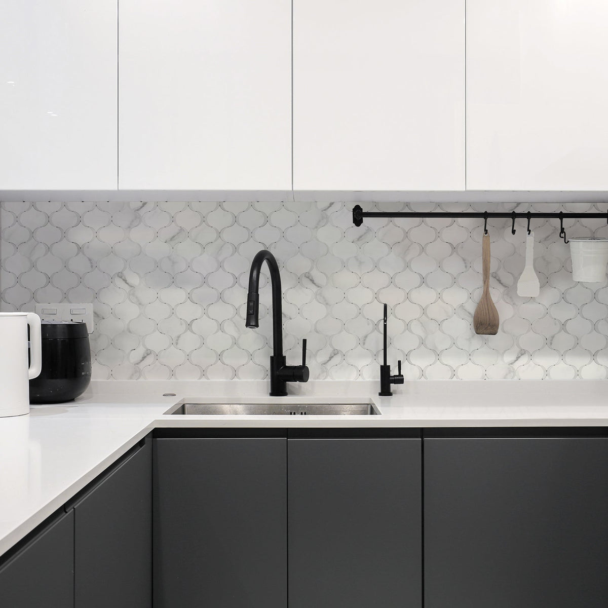 peel and stick tile for kitchen
