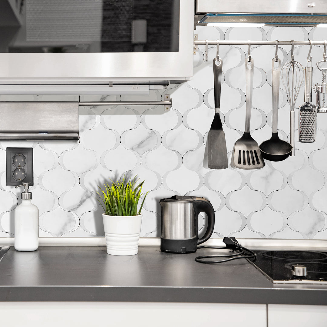 peel and stick backsplash for kitchen