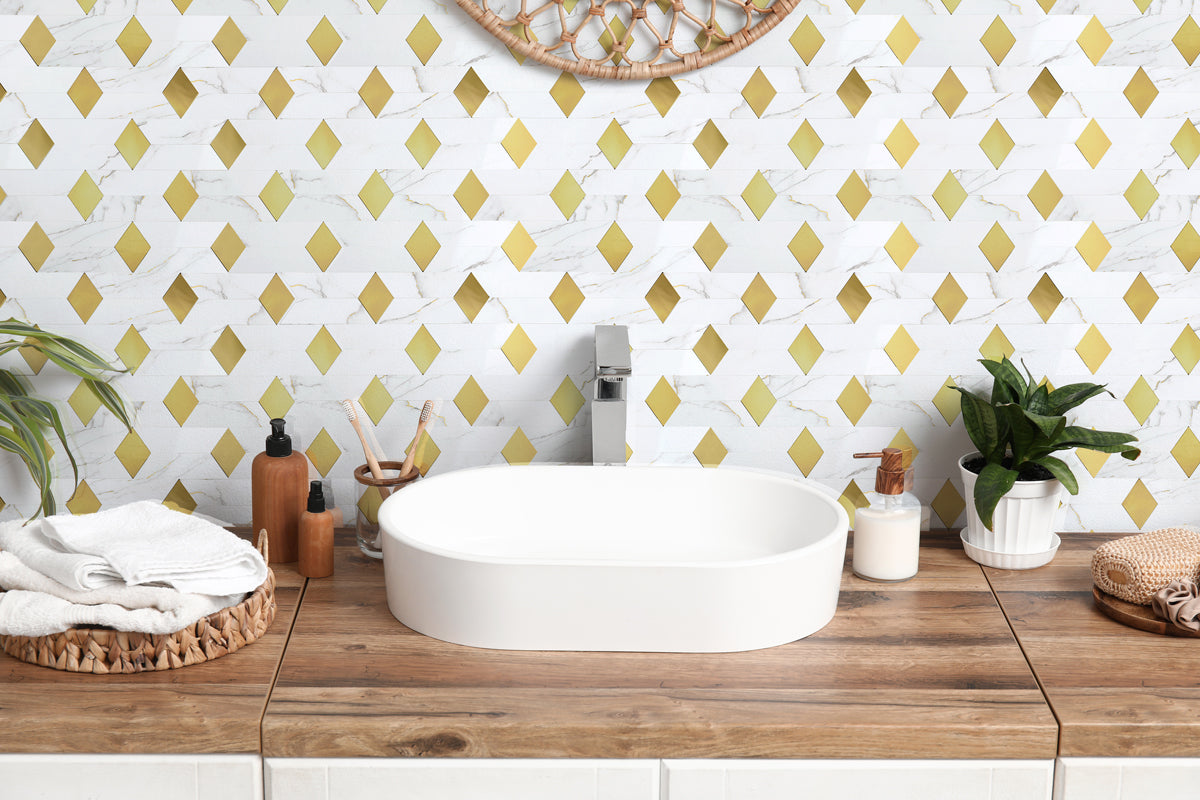 peel and stick bathroom tiles
